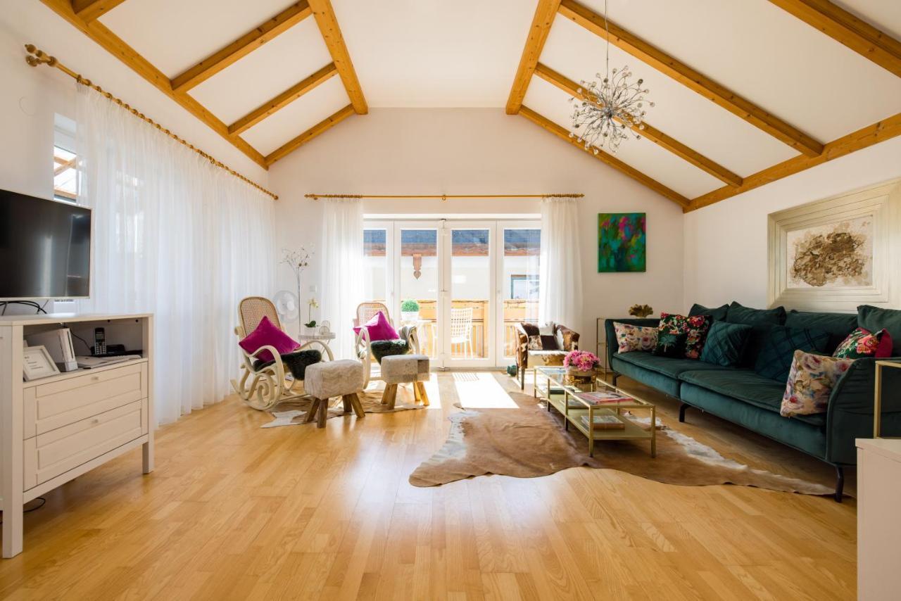 Pfamhaus Luxury Apartments Sankt Wolfgang im Salzkammergut Bagian luar foto