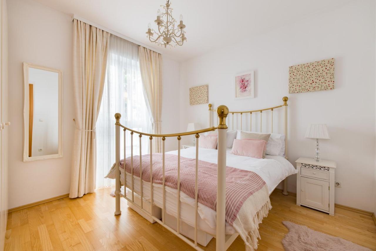Pfamhaus Luxury Apartments Sankt Wolfgang im Salzkammergut Bagian luar foto