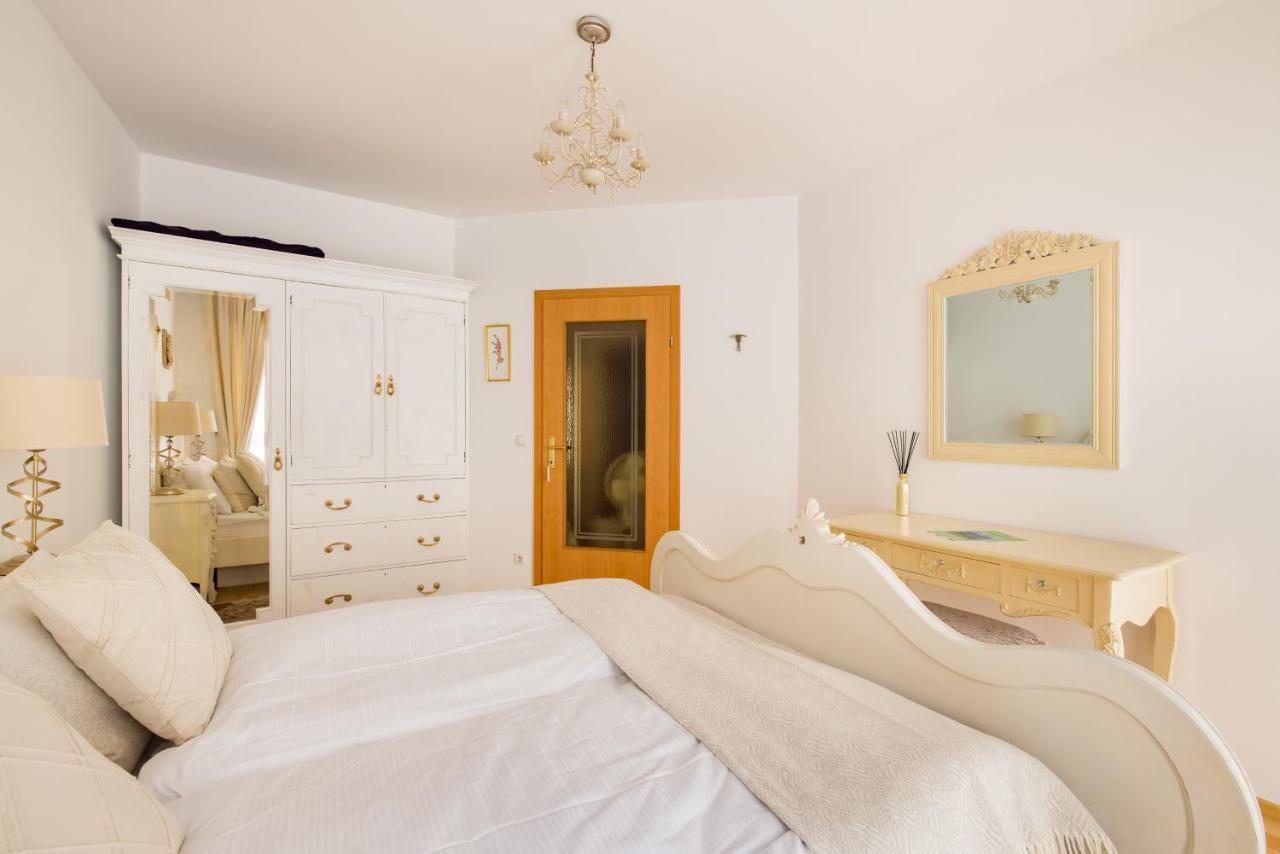 Pfamhaus Luxury Apartments Sankt Wolfgang im Salzkammergut Bagian luar foto